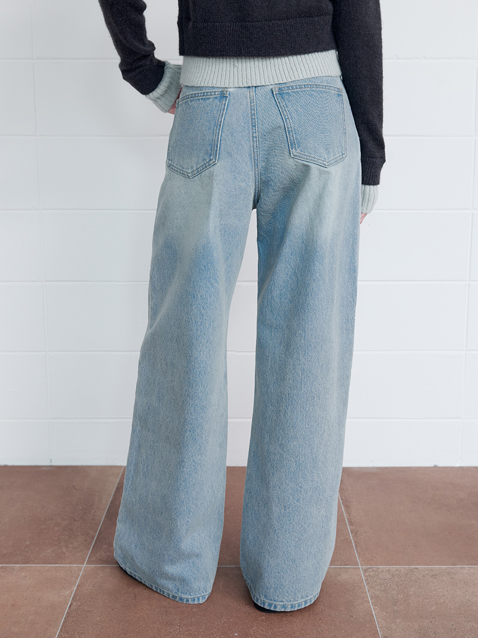 PINTUCK WIDE DENIM PANTS BLUE