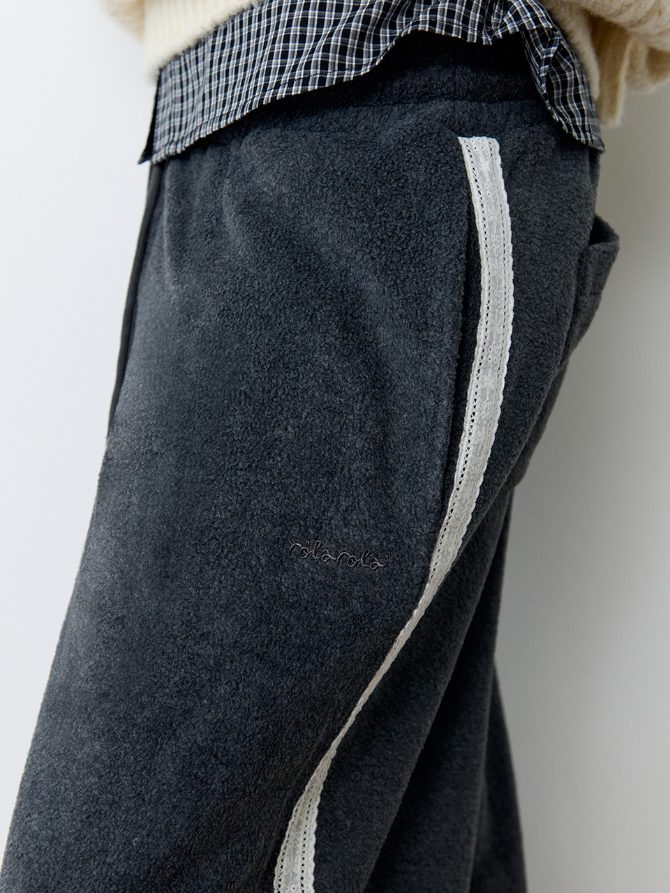 FLEECE LACE STRING WIDE PANTS CHARCOAL