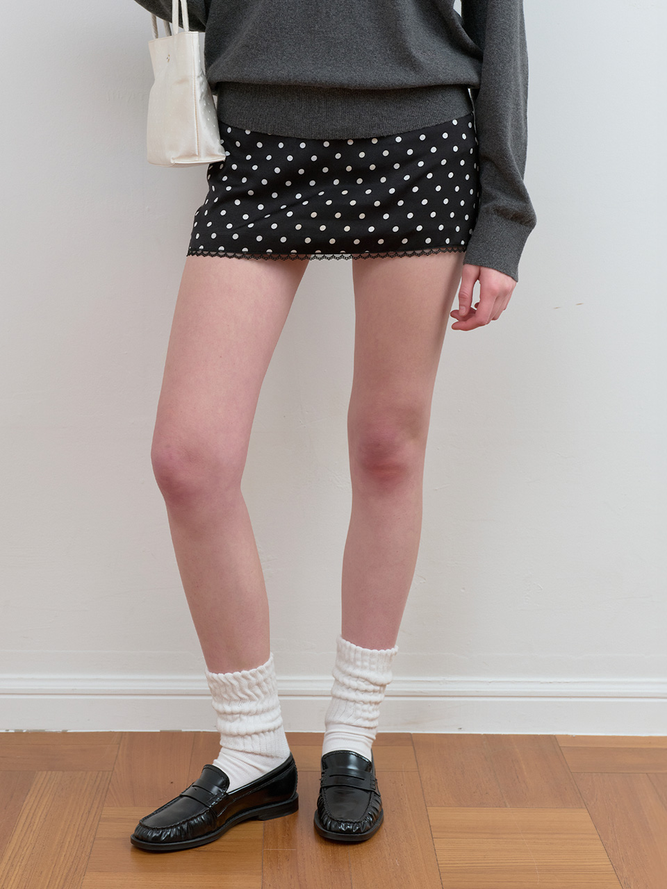 DOT MINI SKIRT BLACK