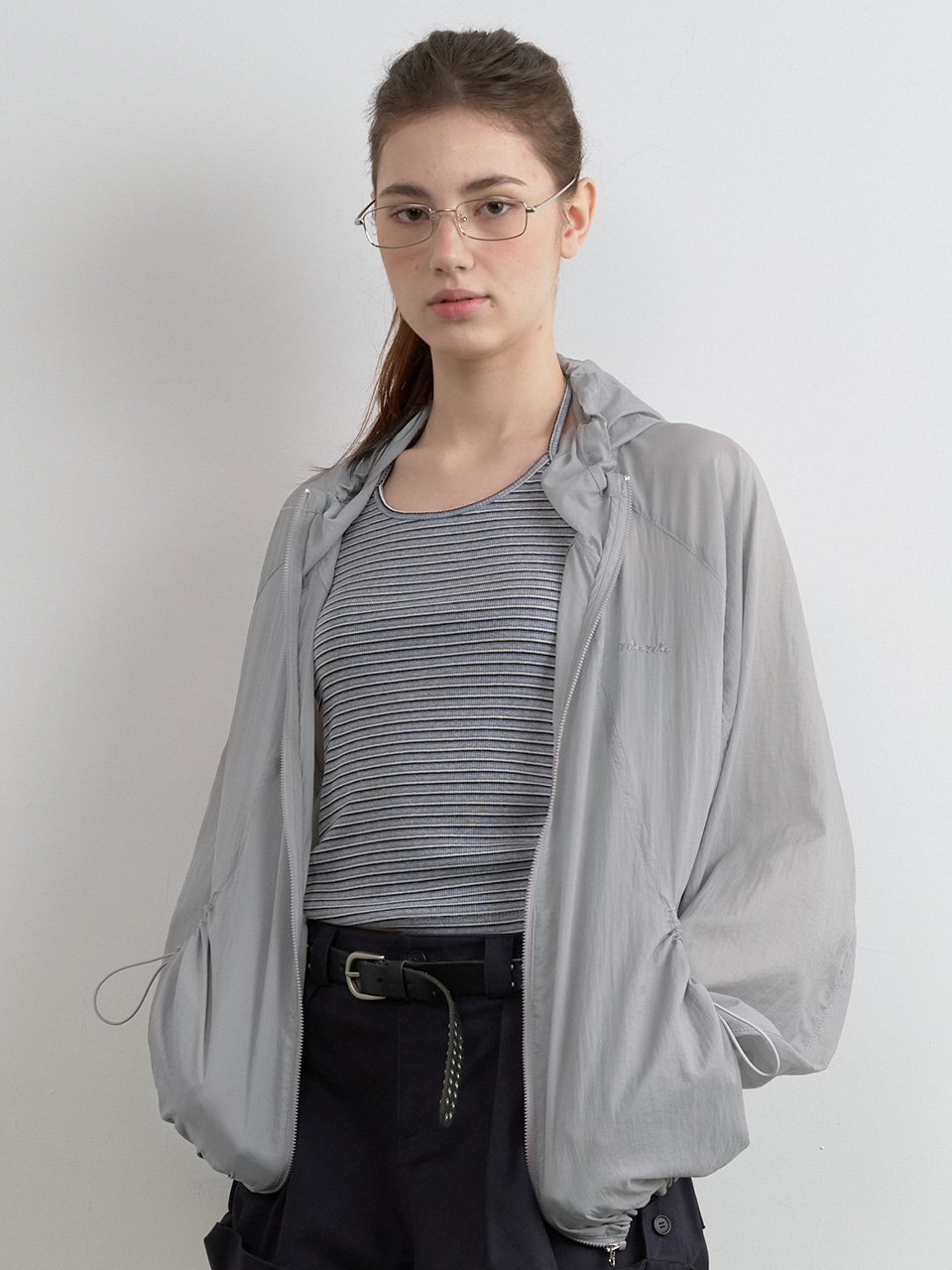 HOODED WIND JACKET GRAY