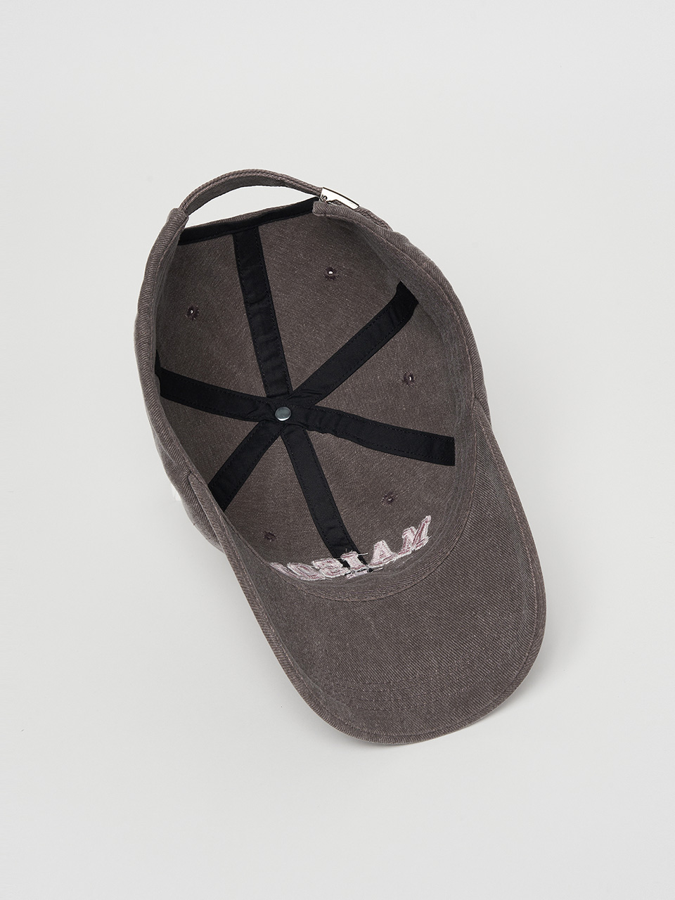 MAISON DE ROLA CAMPUS LOGO PIGMENT BALL CAP BROWN