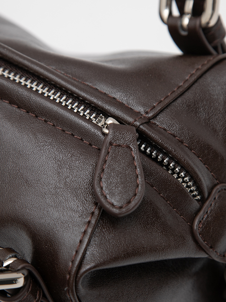 FAUX LEATHER BUCKLE SHOULDER BAG BROWN