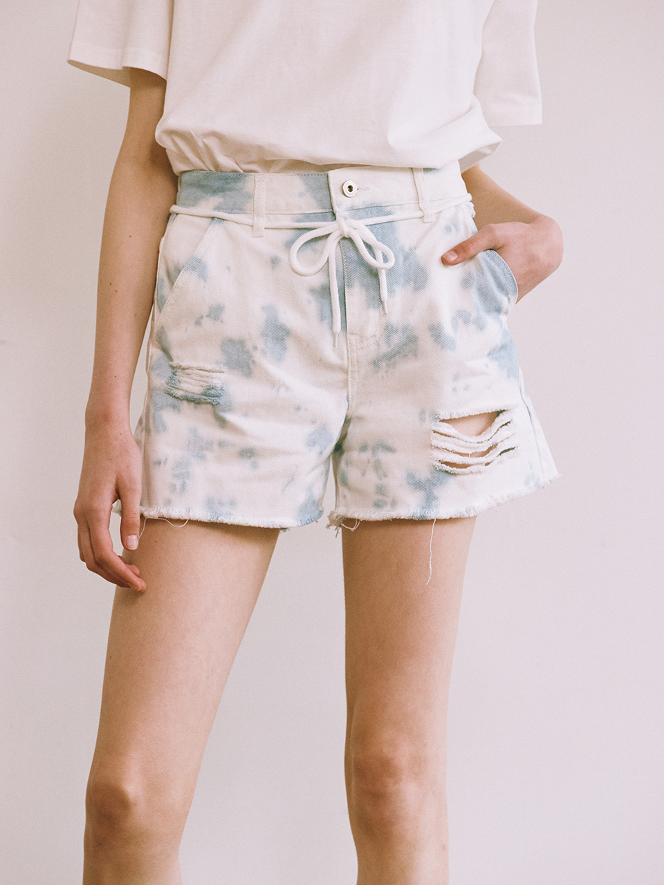 TIE-DYE SHORT PANTS BLUE