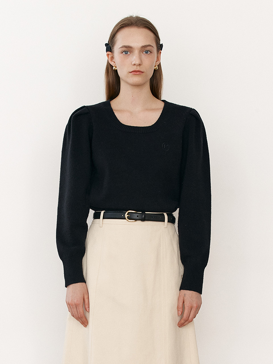 SQUARE NECK PUFF SLEEVE KNIT BLACK