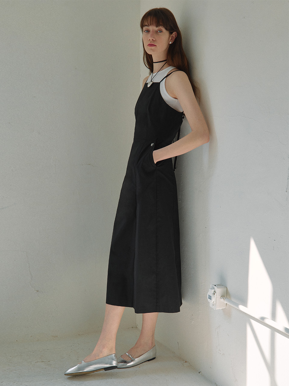 BACK RIBBON SLEEVELESS ONEPIECE BLACK