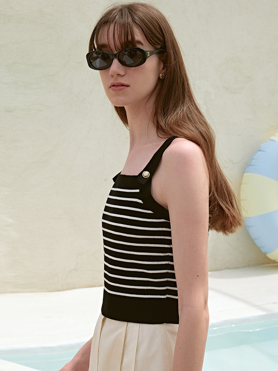 STRIPE KNIT SLEEVELESS BK+IV