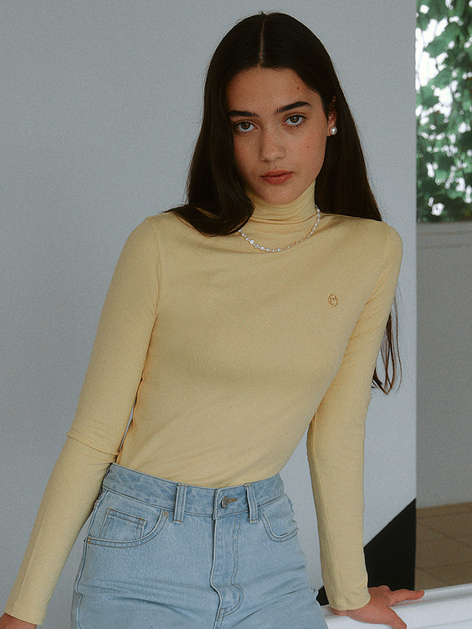 SLIM TURTLE NECK T-SHIRT YELLOW