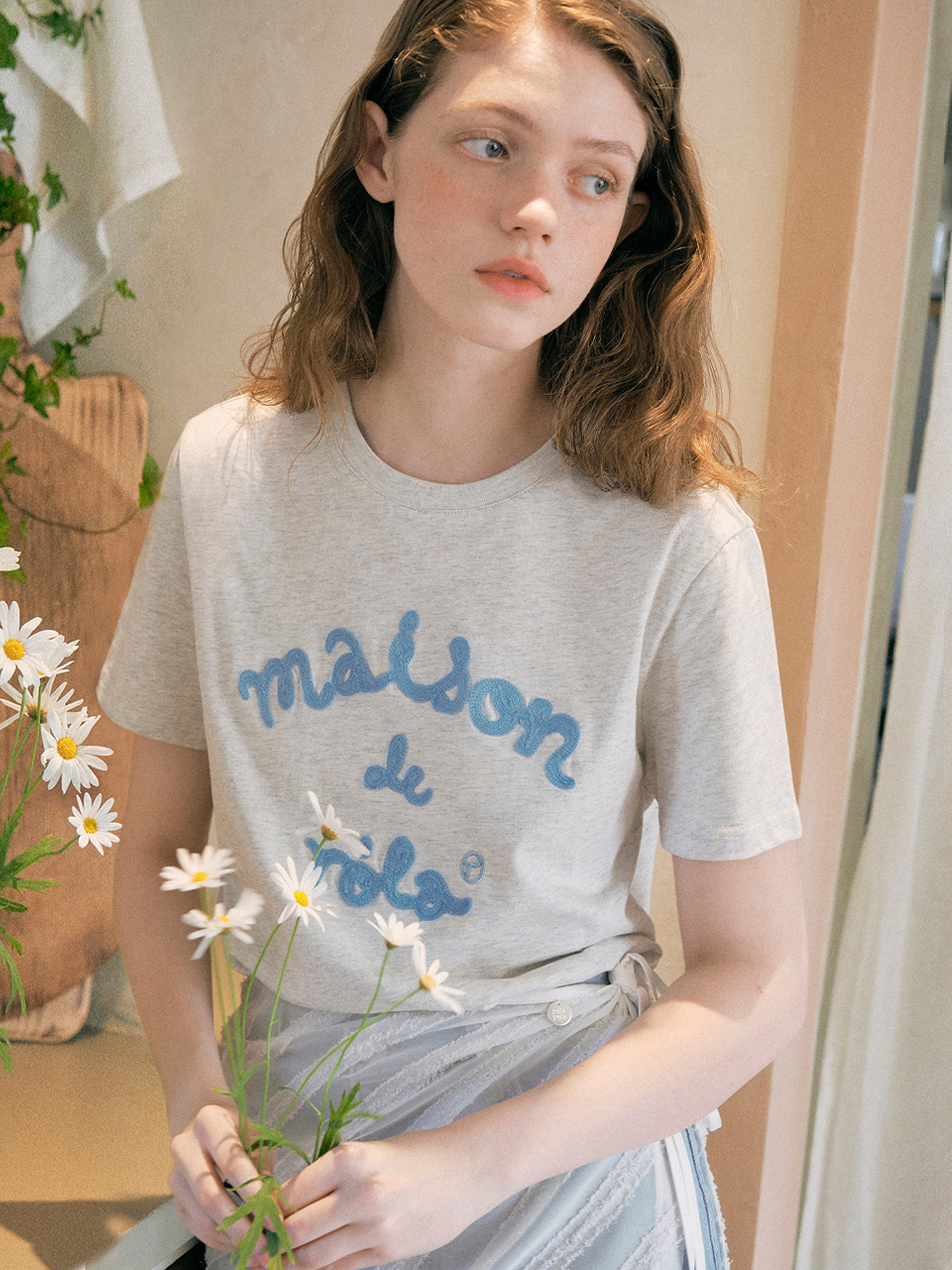 MAISON DE ROLA EMBROIDERY T-SHIRT MELANGE GRAY