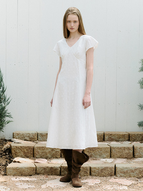 FLARE SLEEVE LONG ONEPIECE WHITE