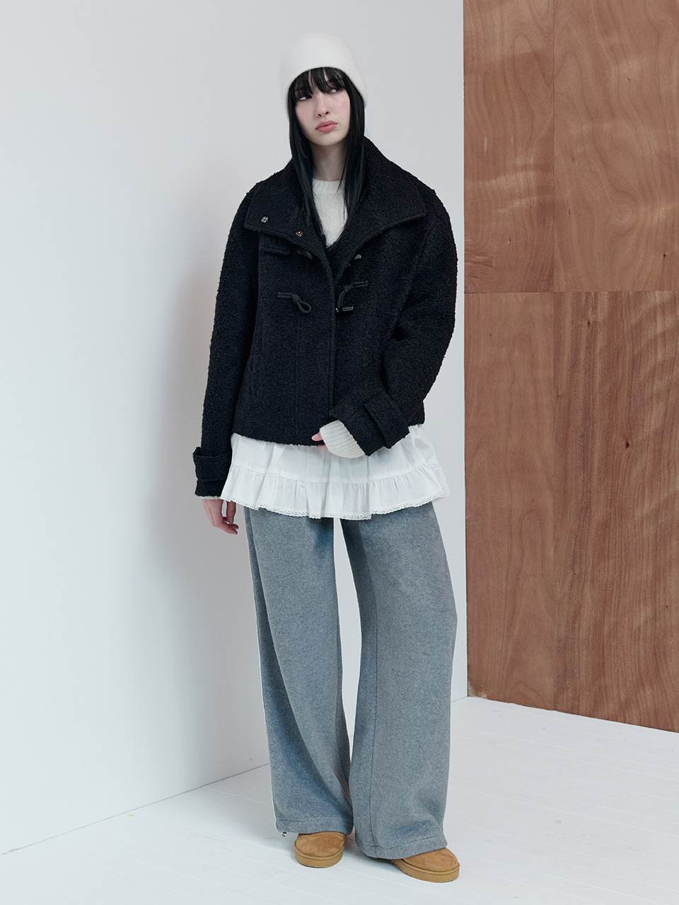 HIGH NECK DUFFLE SHORT COAT BLACK